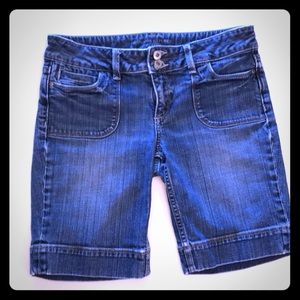 Banana Republic Bermuda shorts